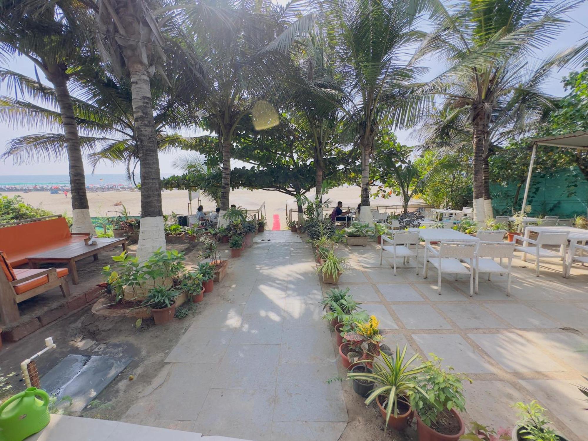 Maitree Beach Resort Arambol Eksteriør bilde